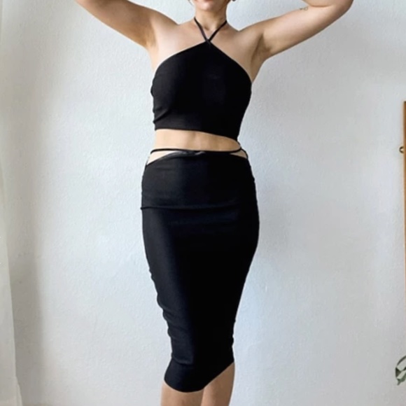 NWT Asos cut out midi pencil skirt in black - Picture 1 of 4